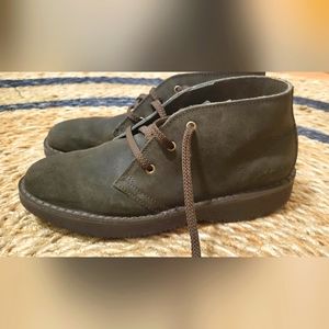 Brand new men's size 8 brown leather cabela's boots